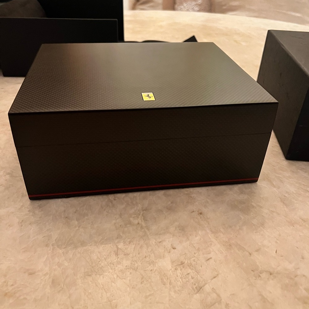 Ferrari Cherry Wood Carbon Fiber Humidor